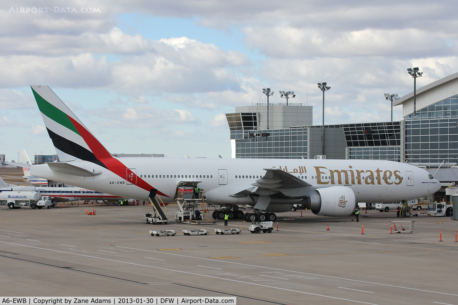 A6-EWB, 2007 Boeing 777-21H/LR C/N 35573, Emirates 777 at the gate - DFW Airport