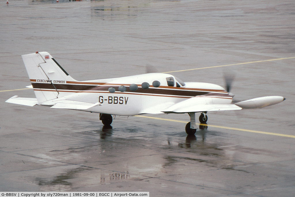 G-BBSV, 1974 Cessna 421B Golden Eagle C/N 421B-0548, On a rainy day in Manchester