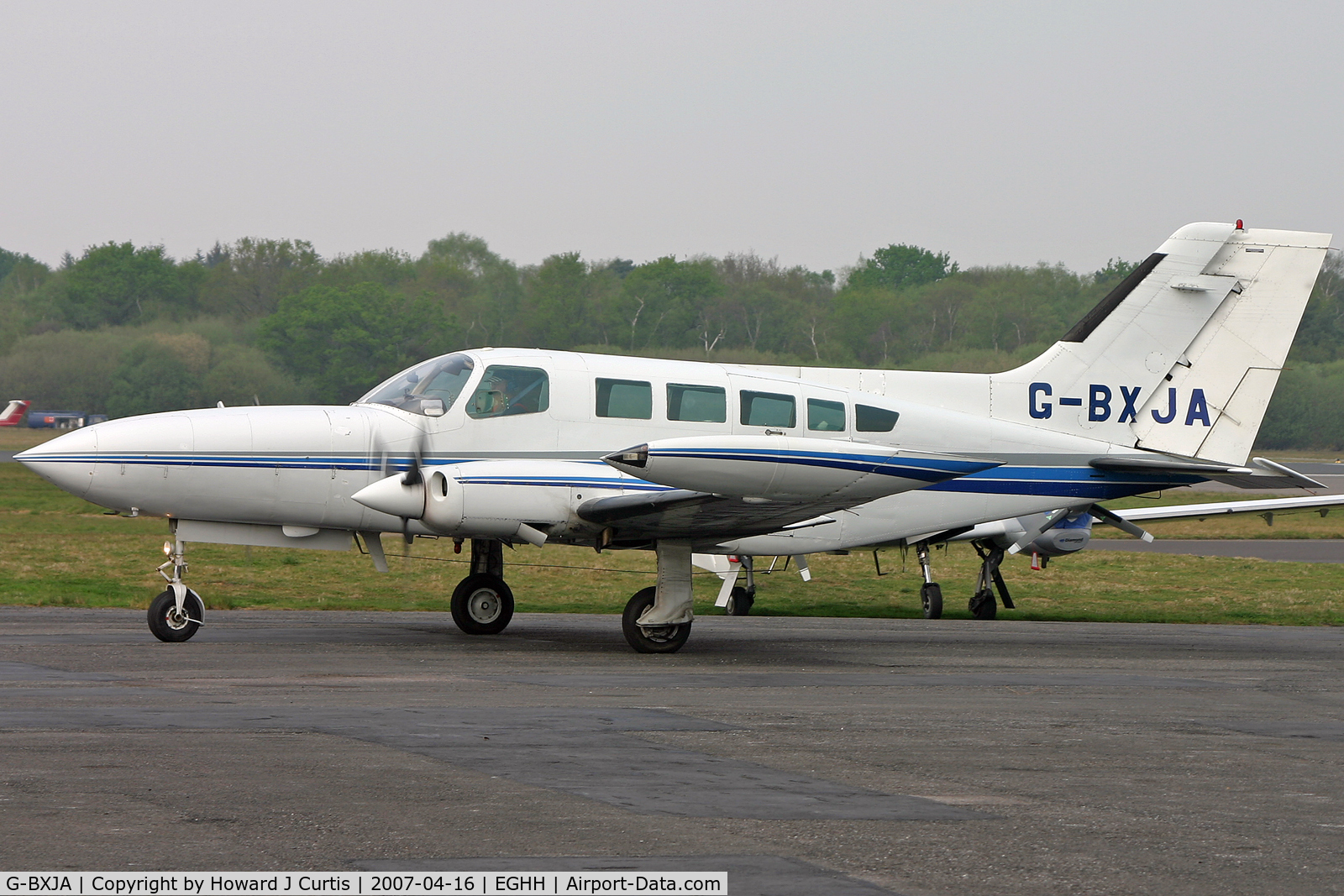 G-BXJA, 1973 Cessna 402B C/N 402B-0356, Privately owned.
