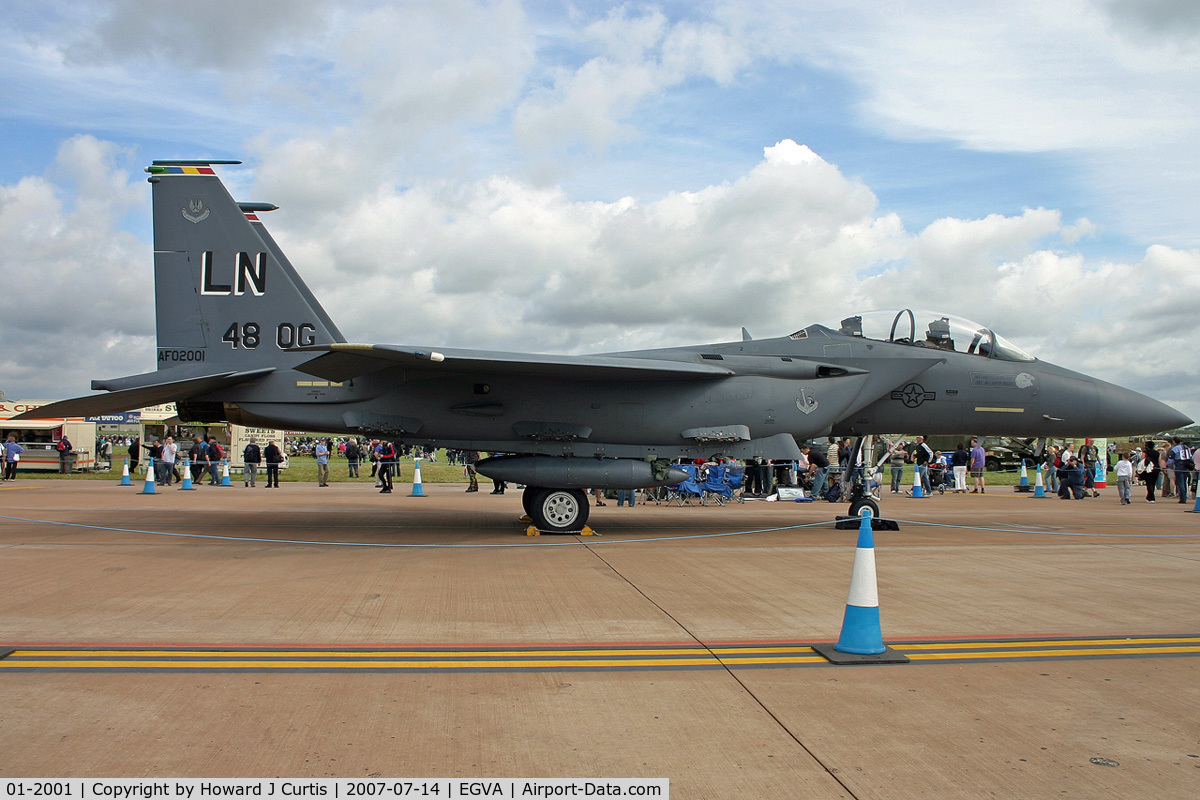 01-2001, 2001 McDonnell Douglas F-15E Strike Eagle C/N 1372/E233, RIAT 2007. 48th OG markings.