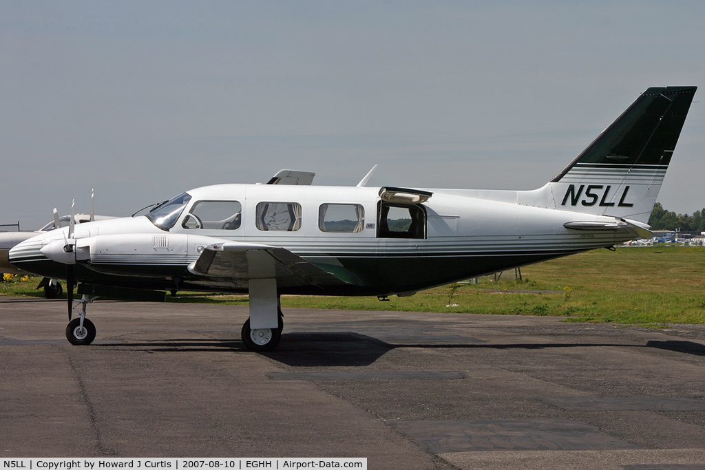 N5LL, 1978 Piper PA-31-310C Navajo C/N 31-7812041, Privately owned.