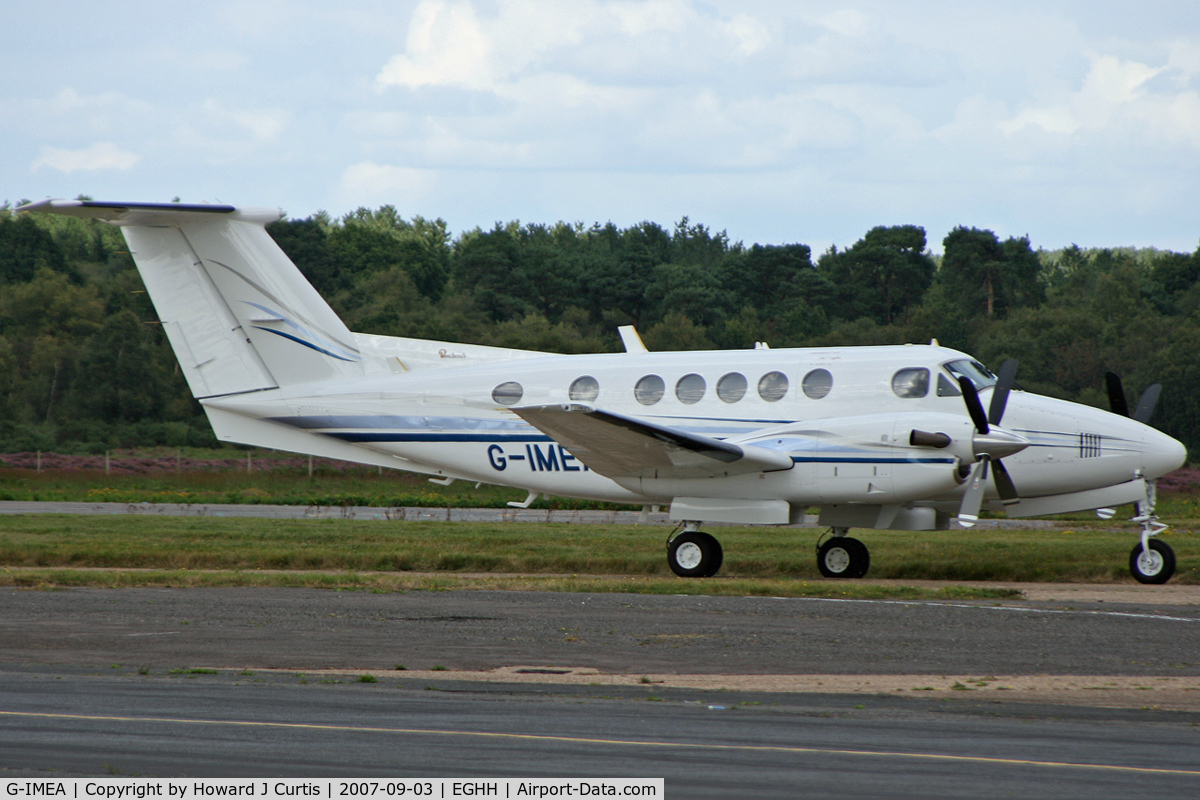 G-IMEA, 1977 Beech 200 Super King Air C/N BB-302, Privately owned.