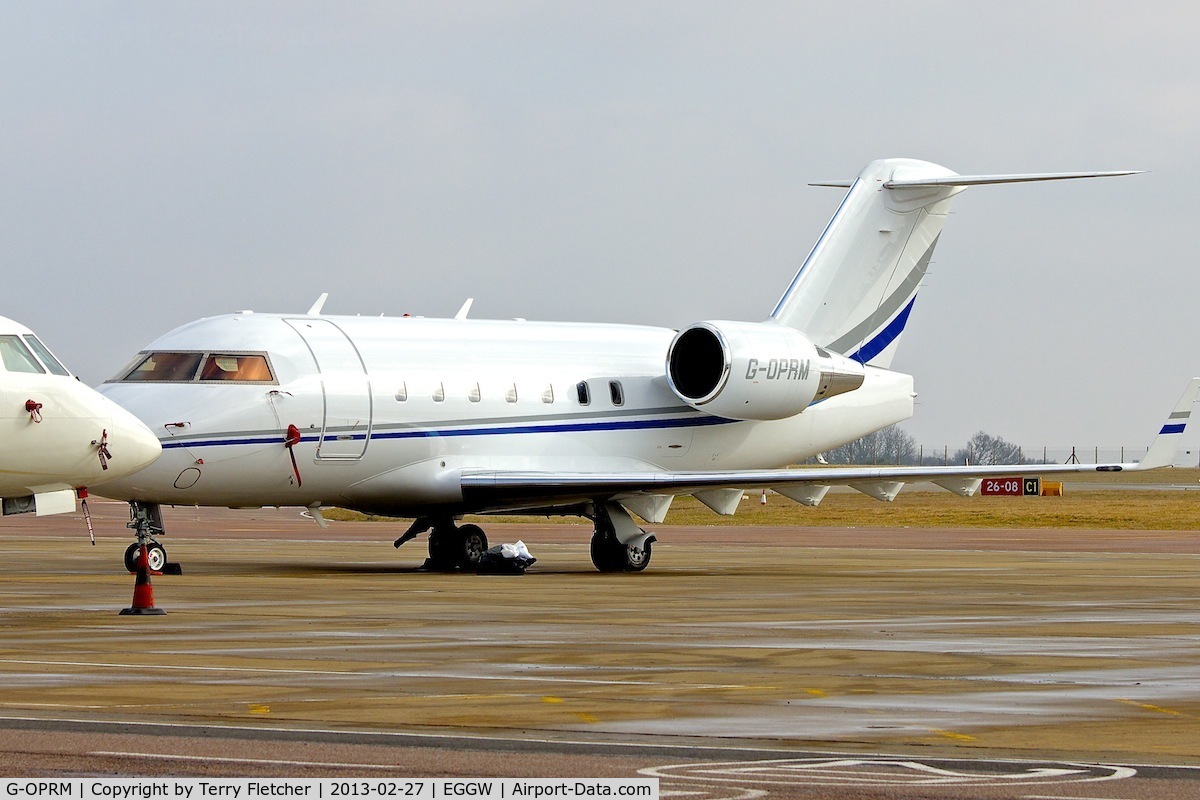 G-OPRM, 2004 Bombardier Challenger 604 (CL-600-2B16) C/N 5580, 2004 Canadair CL604 Challenger, c/n: 5580 at Luton