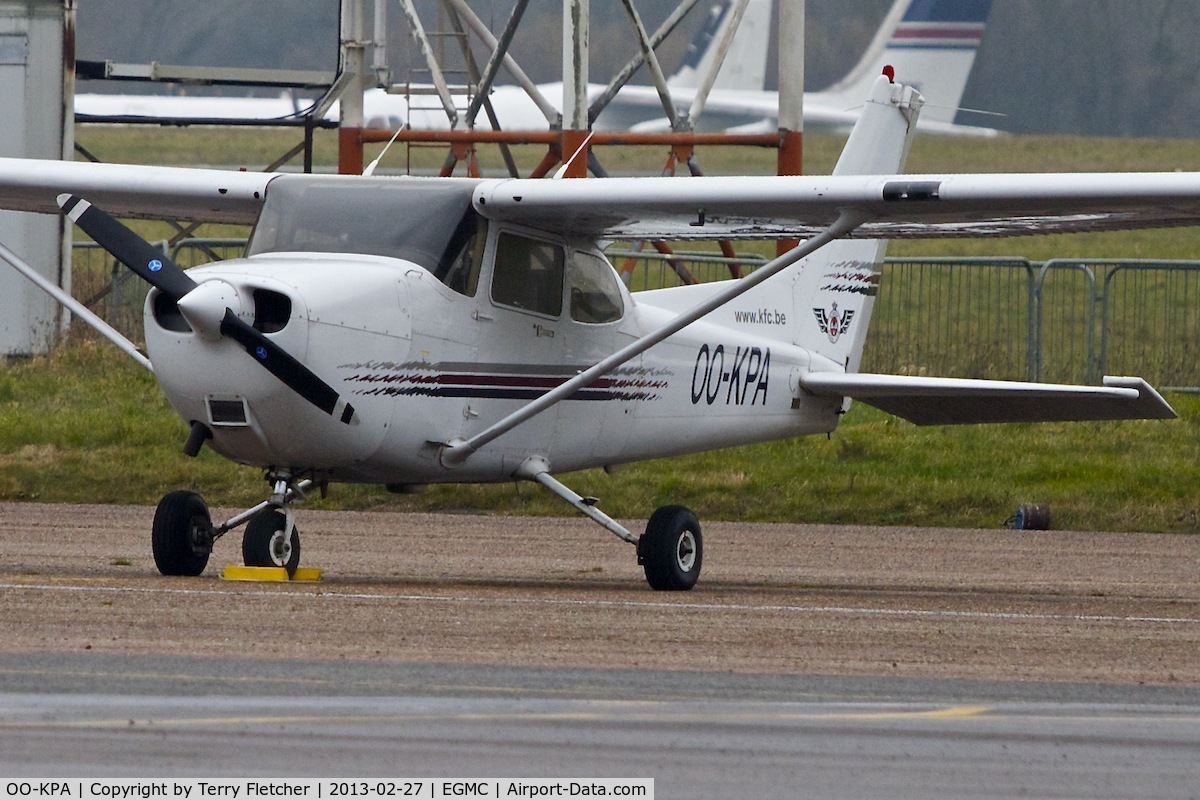 OO-KPA, 1998 Cessna 172R C/N 17280521, Cessna C172R Skyhawk, c/n: 172-80521 at Southend