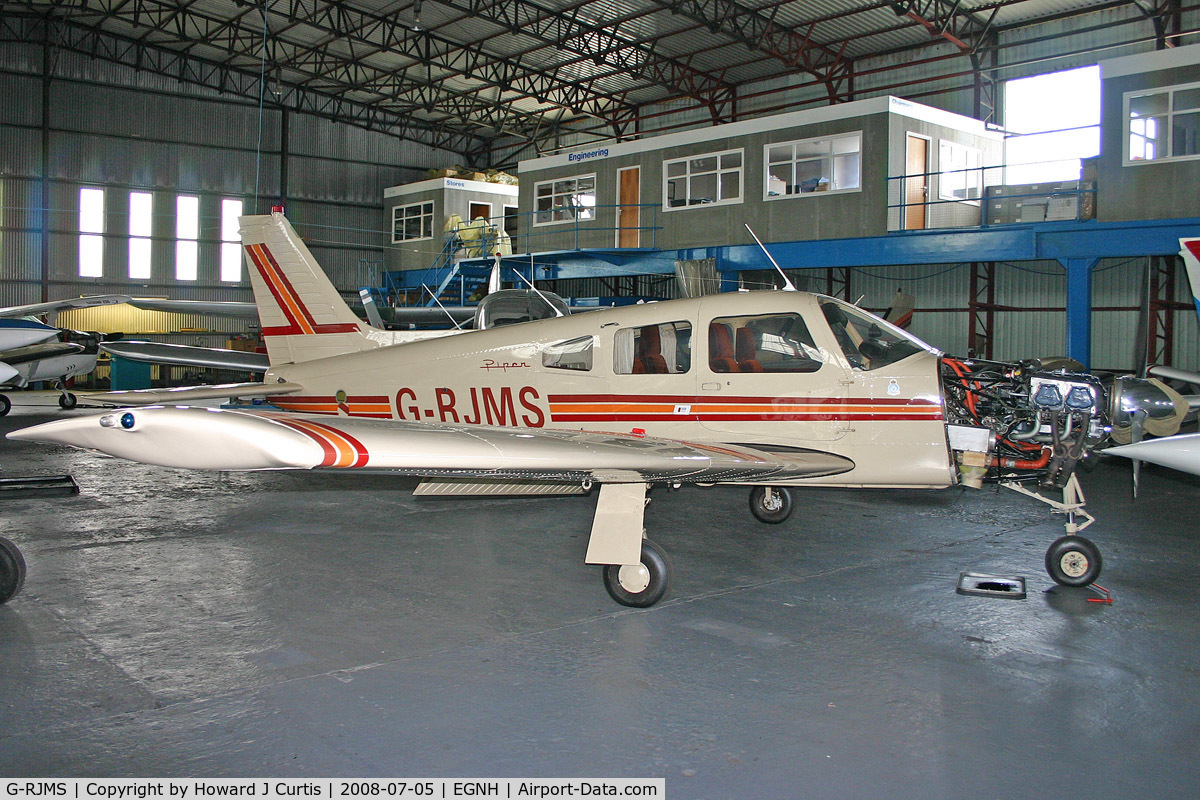 G-RJMS, 1978 Piper PA-28R-201 Cherokee Arrow III C/N 28R-7837059, Privately owned.