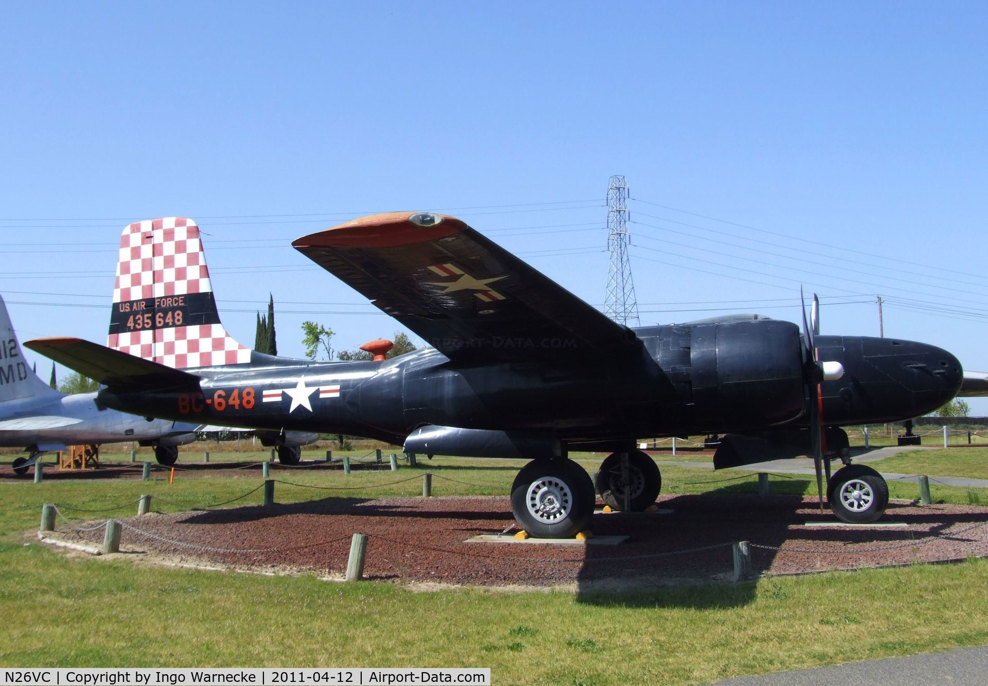 N26VC, 1941 Douglas A-26B Invader C/N 7185, Douglas A-26B Invader at the Castle Air Museum, Atwater CA