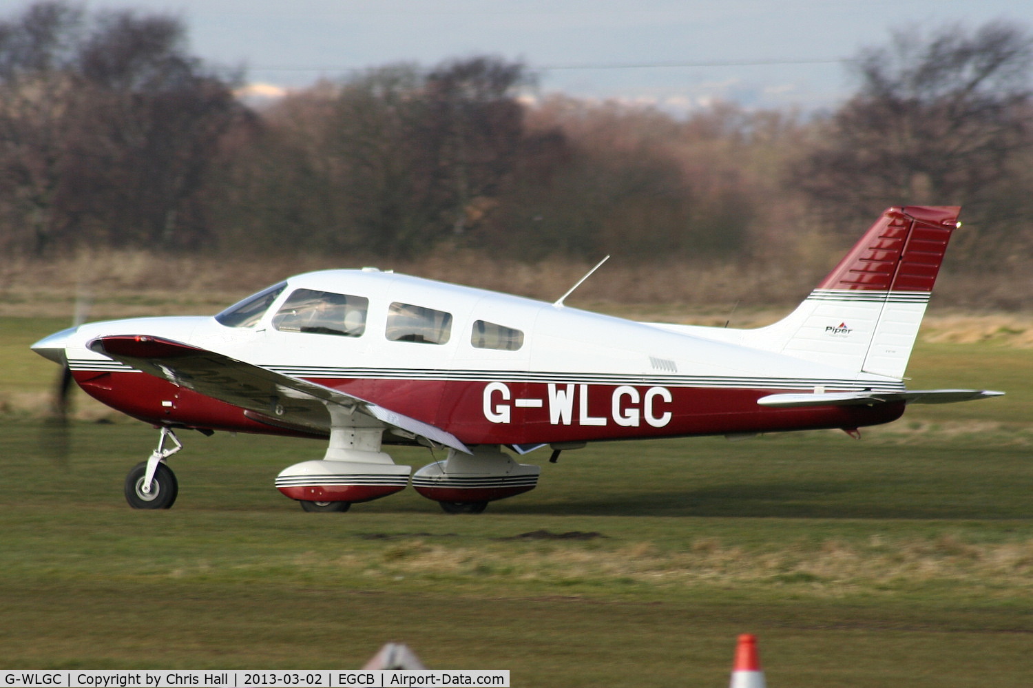 G-WLGC, 2001 Piper PA-28-181 Cherokee Archer III C/N 2843484, Sherburn Aero Club Ltd