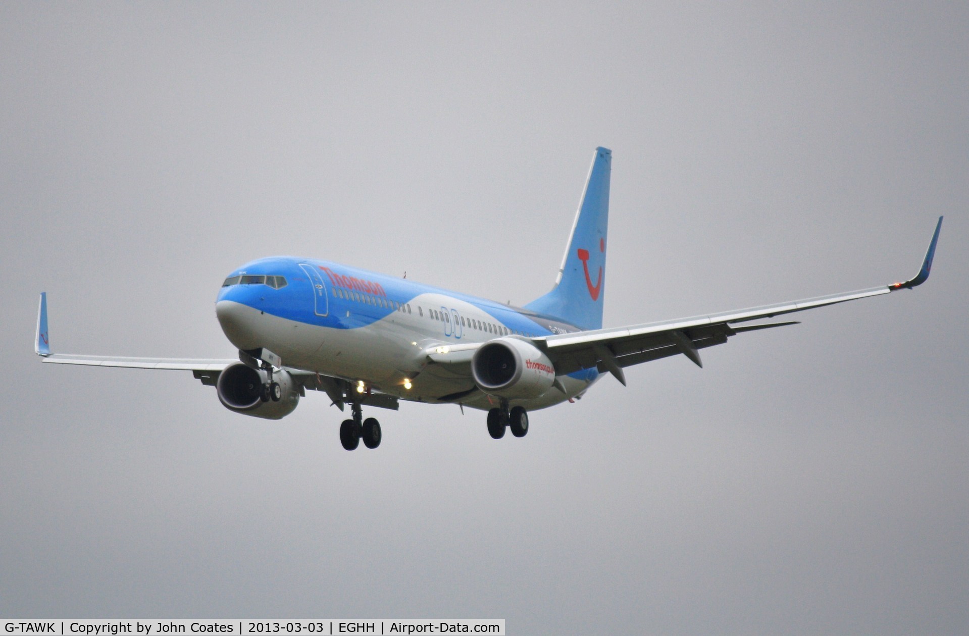 G-TAWK, 2012 Boeing 737-8K5 C/N 37239, Arriving runway 08