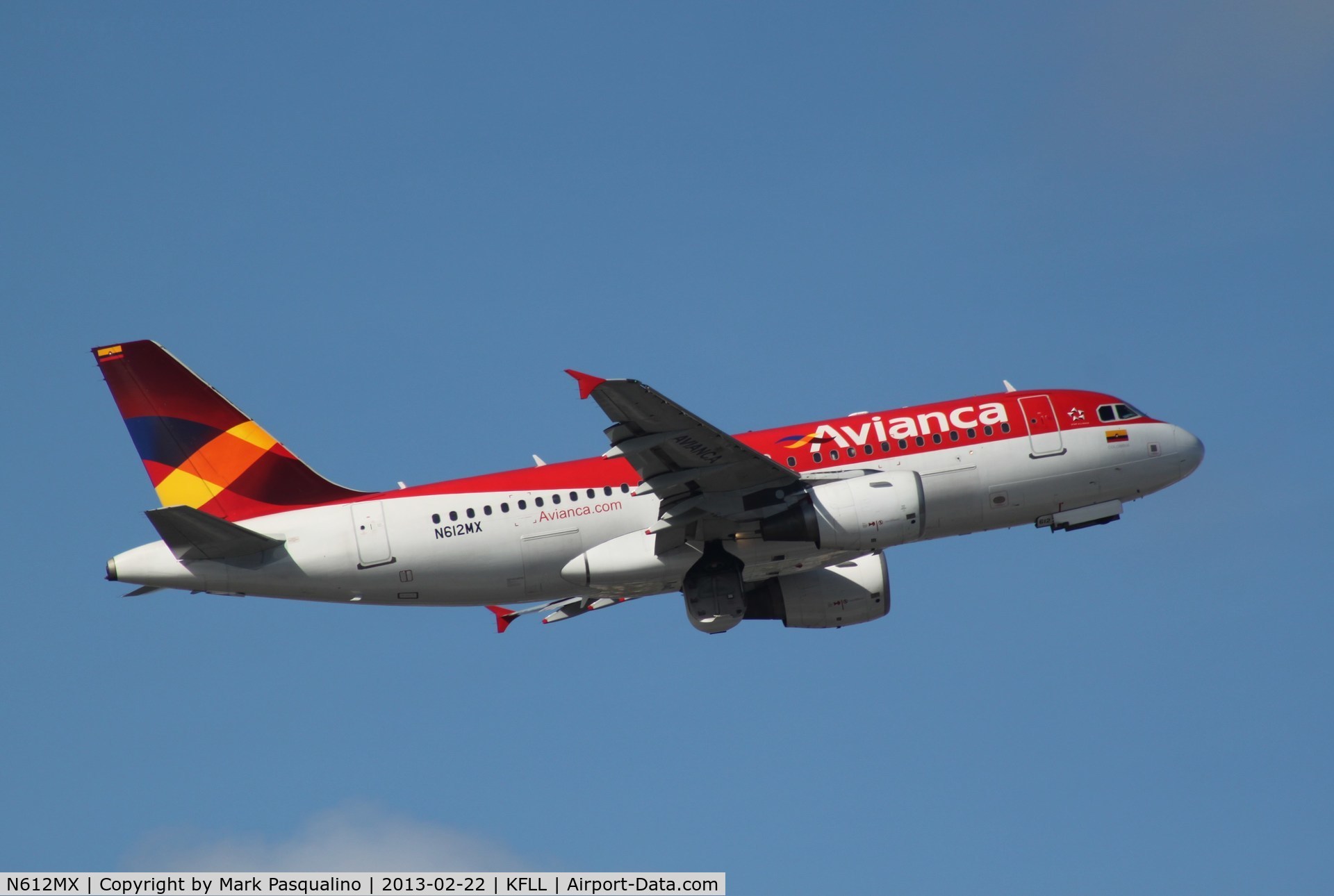 N612MX, 2001 Airbus A319-112 C/N 1612, Airbus A319