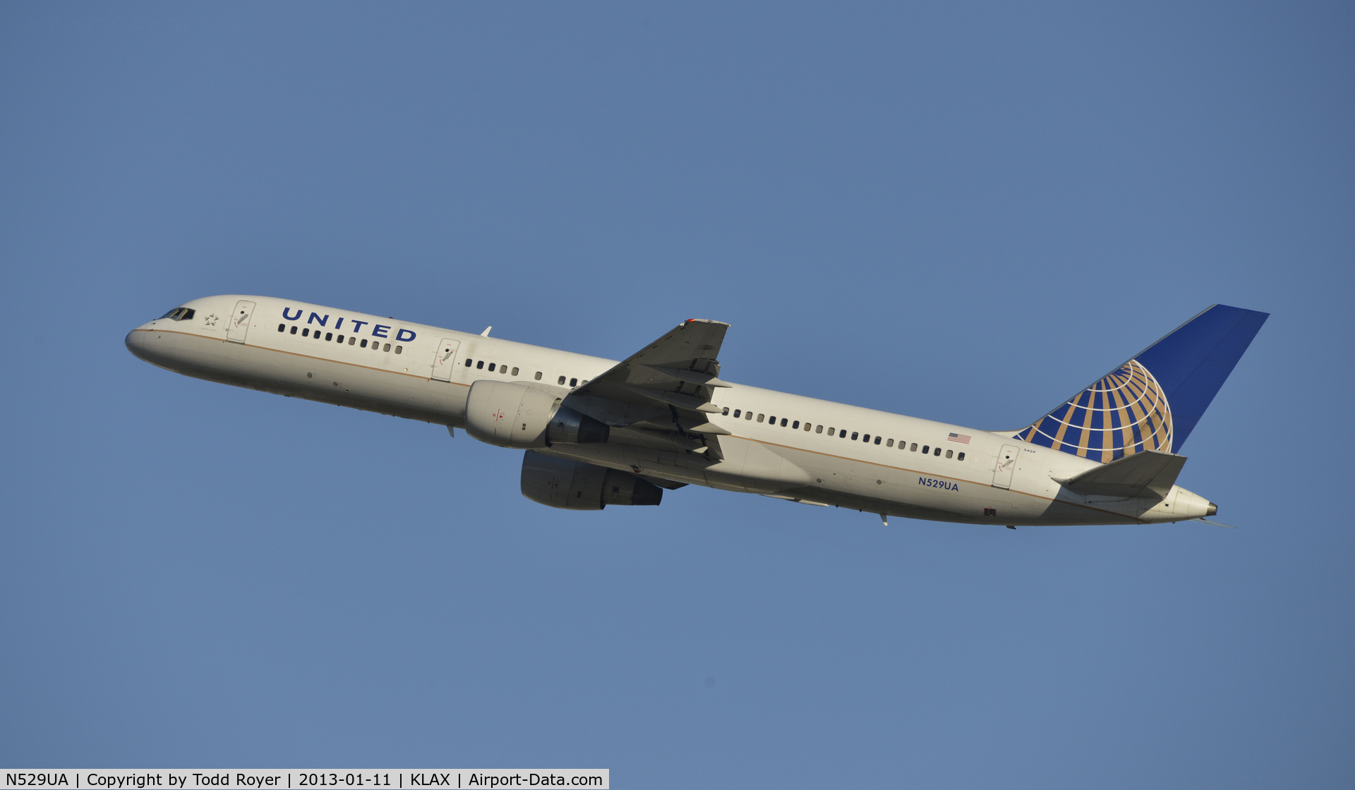 N529UA, 1991 Boeing 757-222 C/N 25019, Departing LAX