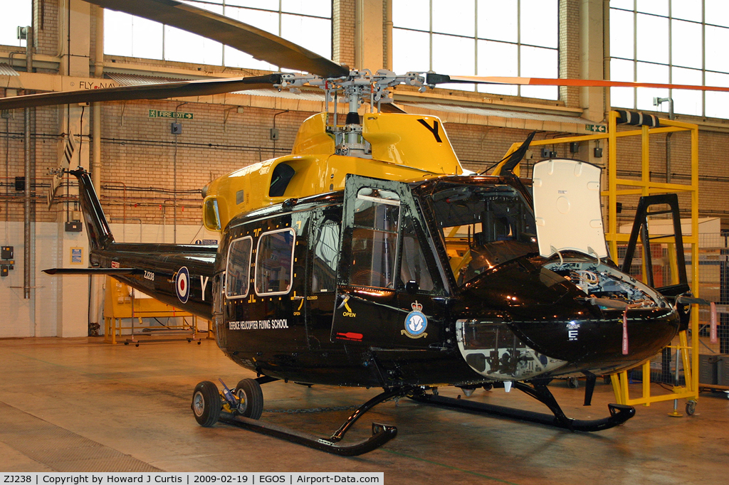ZJ238, 1997 Bell 412EP Griffin HT1 C/N 36162, 60(R) Squadron/DHFS.