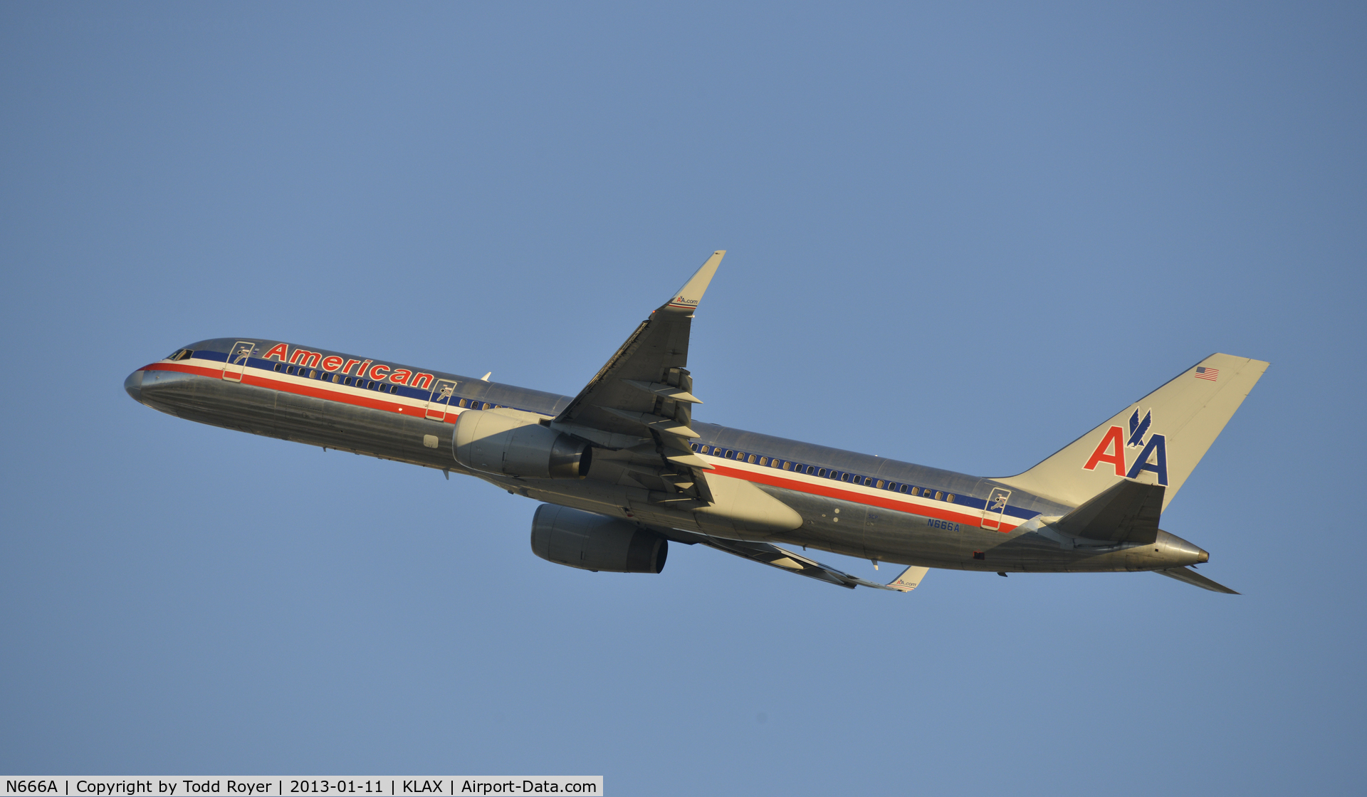 N666A, 1992 Boeing 757-223 C/N 25300, Departing LAX