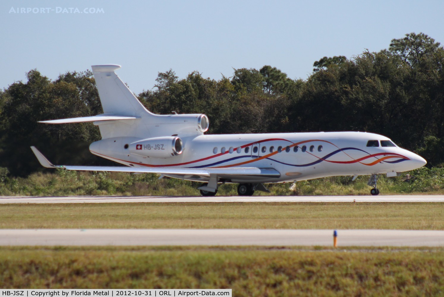 HB-JSZ, 2007 Dassault Falcon 7X C/N 004, Falcon 7X departing NBAA