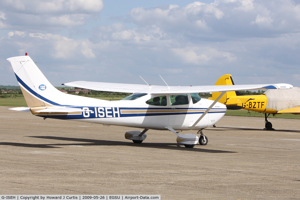 G-ISEH, 1981 Cessna 182R Skylane C/N 182-67843, Privately owned.