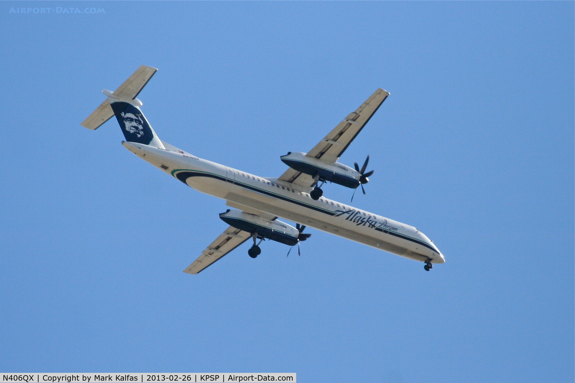 N406QX, 2001 Bombardier DHC-8-402 Dash 8 C/N 4048, Horizon Air Bombardier DHC-8-402, QXE2377 on approach for RWY 31L KPSP, arriving from from KSJC.