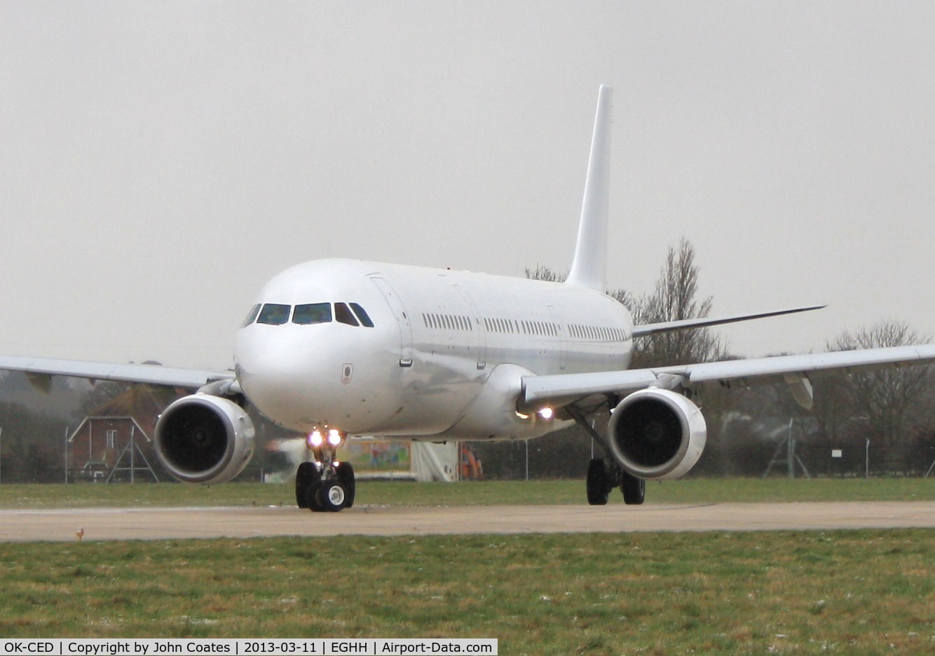 OK-CED, 1997 Airbus A321-211 C/N 684, Turning to line up for departure