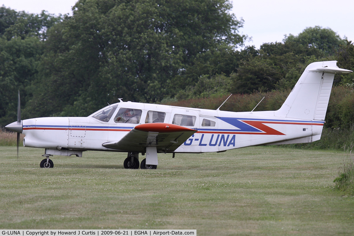 G-LUNA, 1979 Piper PA-32RT-300T Turbo Lance II C/N 32R-7987108, Privately owned. One of the last photos of it as it was lost a week later when it ditched in the English Channel.