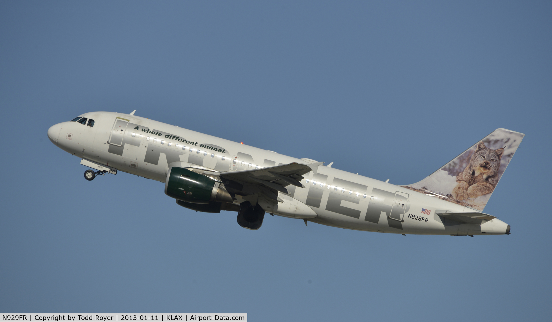 N929FR, 2004 Airbus A319-111 C/N 2240, Departing LAX