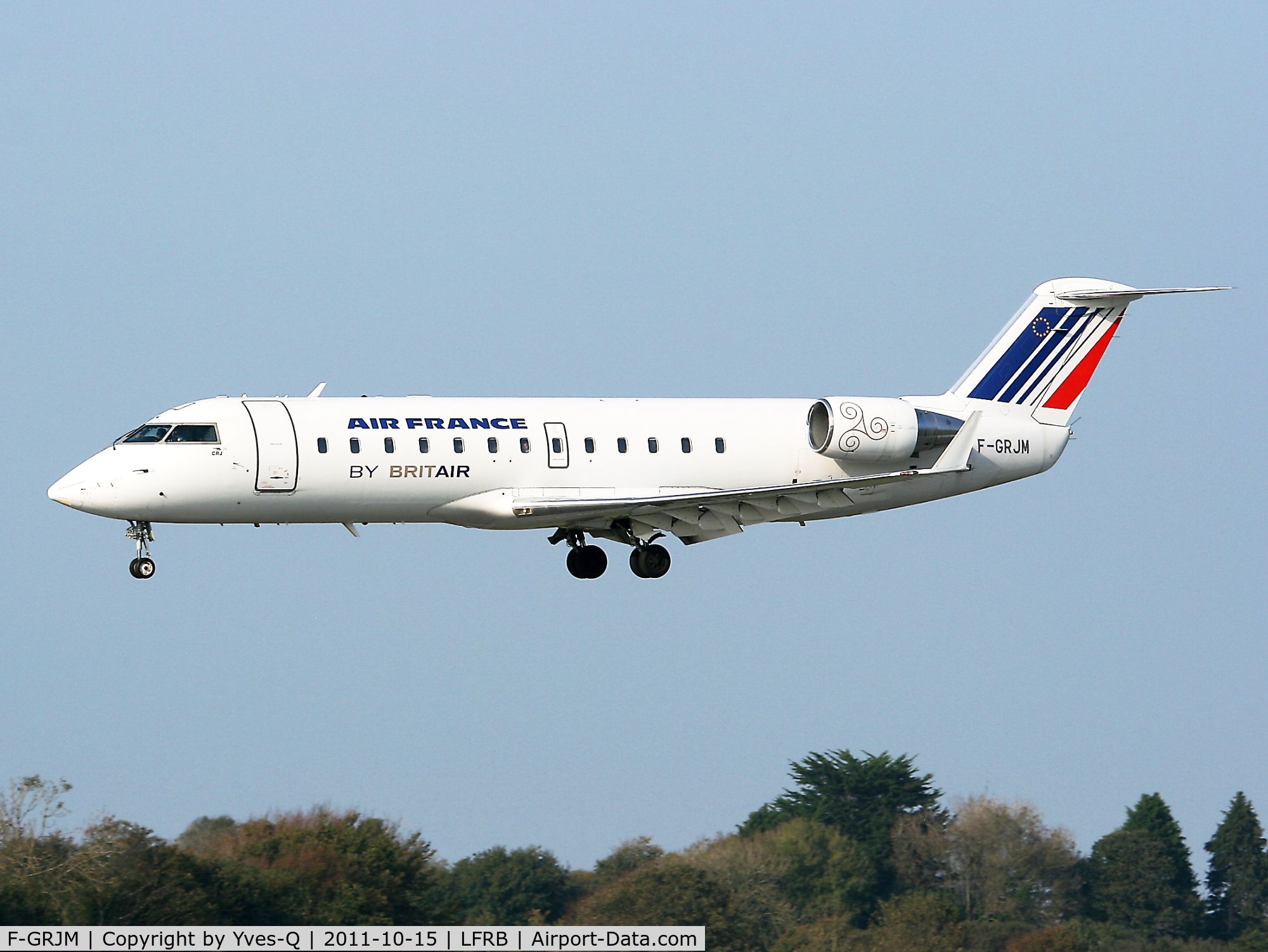 F-GRJM, 1998 Canadair CRJ-100ER (CL-600-2B19) C/N 7222, Canadair Regional Jet CRJ-100ER, On final rwy 25L, Brest-Bretagne Airport (LFRB-BES)