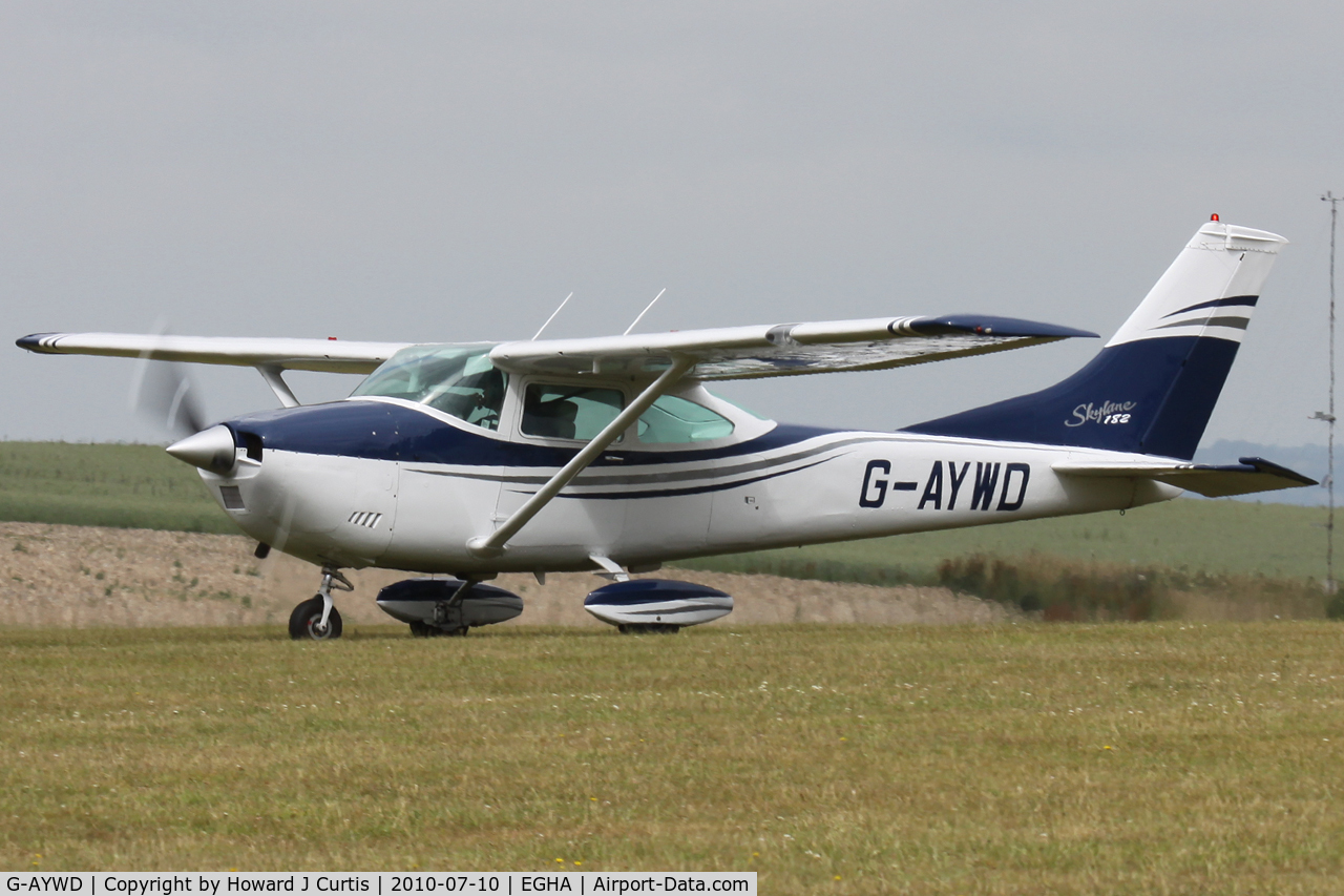 G-AYWD, 1971 Cessna 182N Skylane C/N 182-60468, Privately owned.