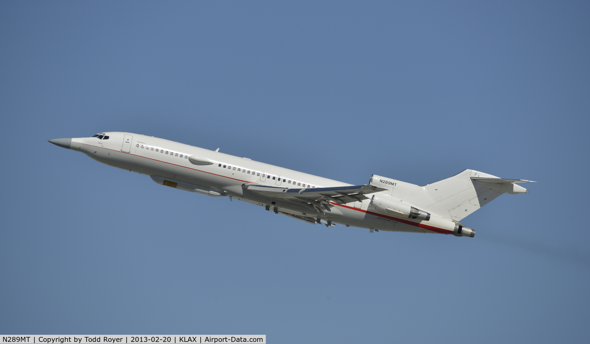 N289MT, 1981 Boeing 727-223 C/N 22467, Departing LAX