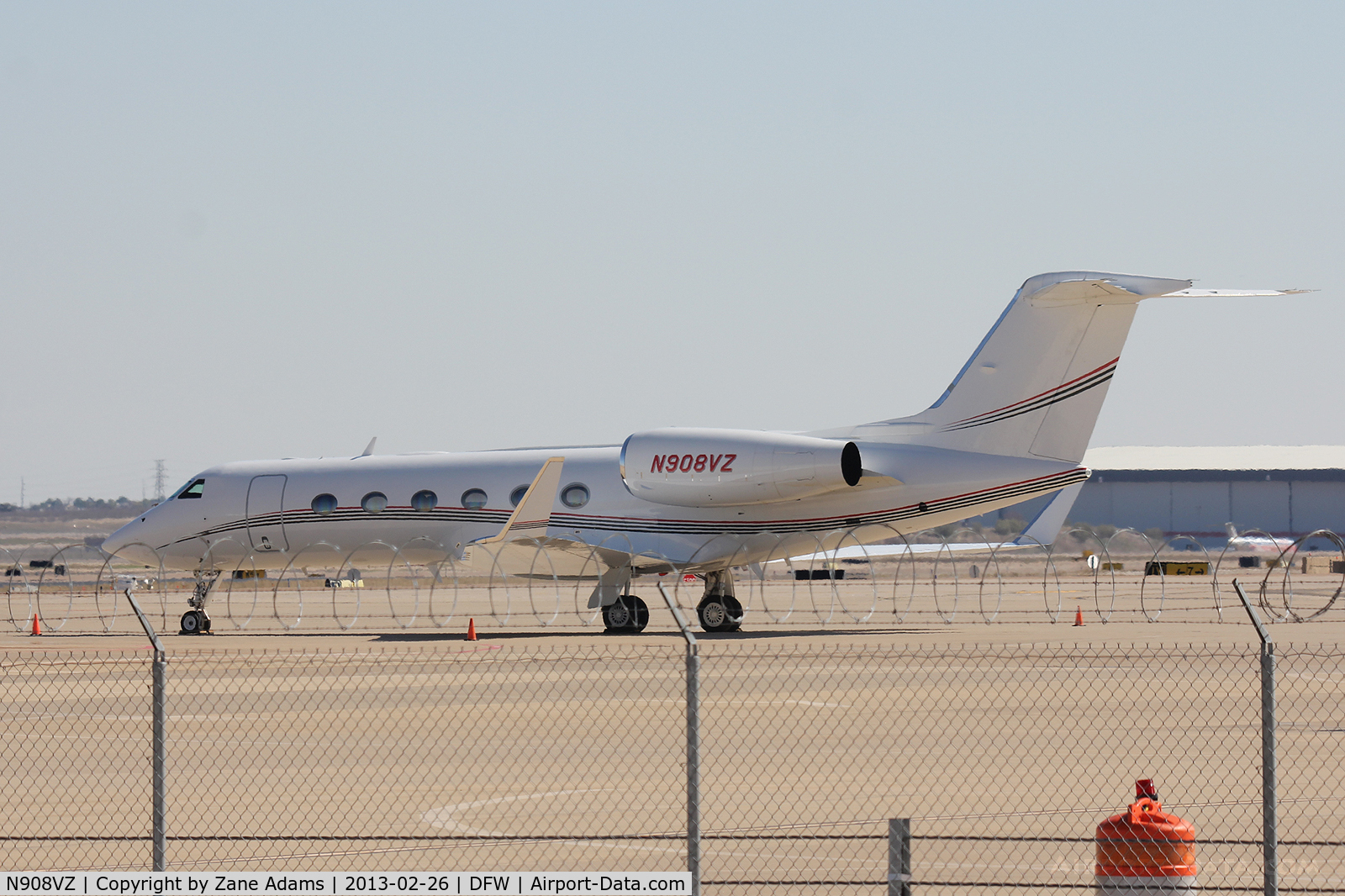 N908VZ, 2006 Gulfstream Aerospace GIV-X (G450) C/N 4051, On the general aviation ramp at DFW Airport