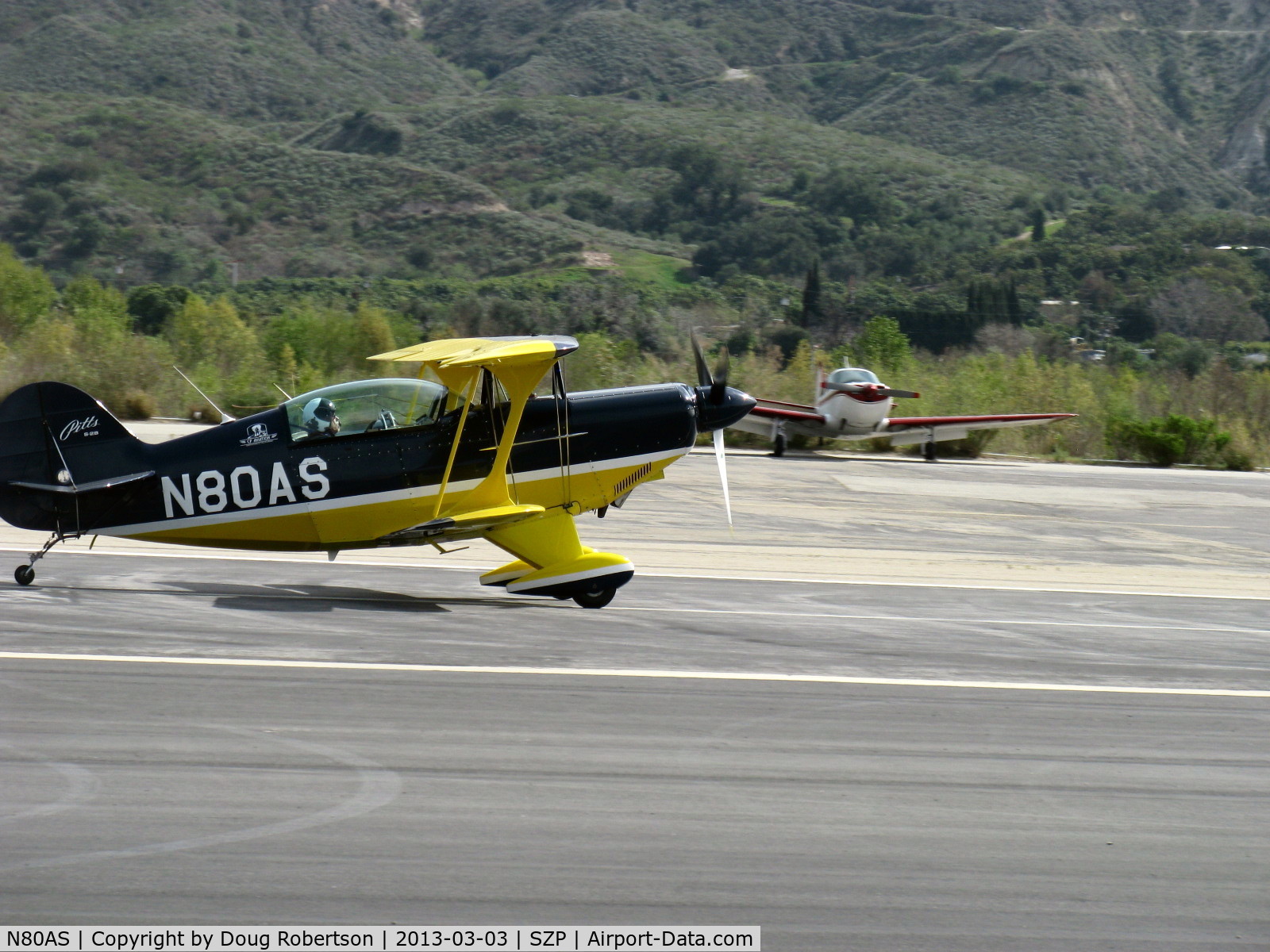 N80AS, 1992 Pitts S-2B Special C/N 5244, 1992 Pitts Aerobatics S-2B, Lycoming AEIO-540-D4A5 260 Hp, landing roll Rwy 22