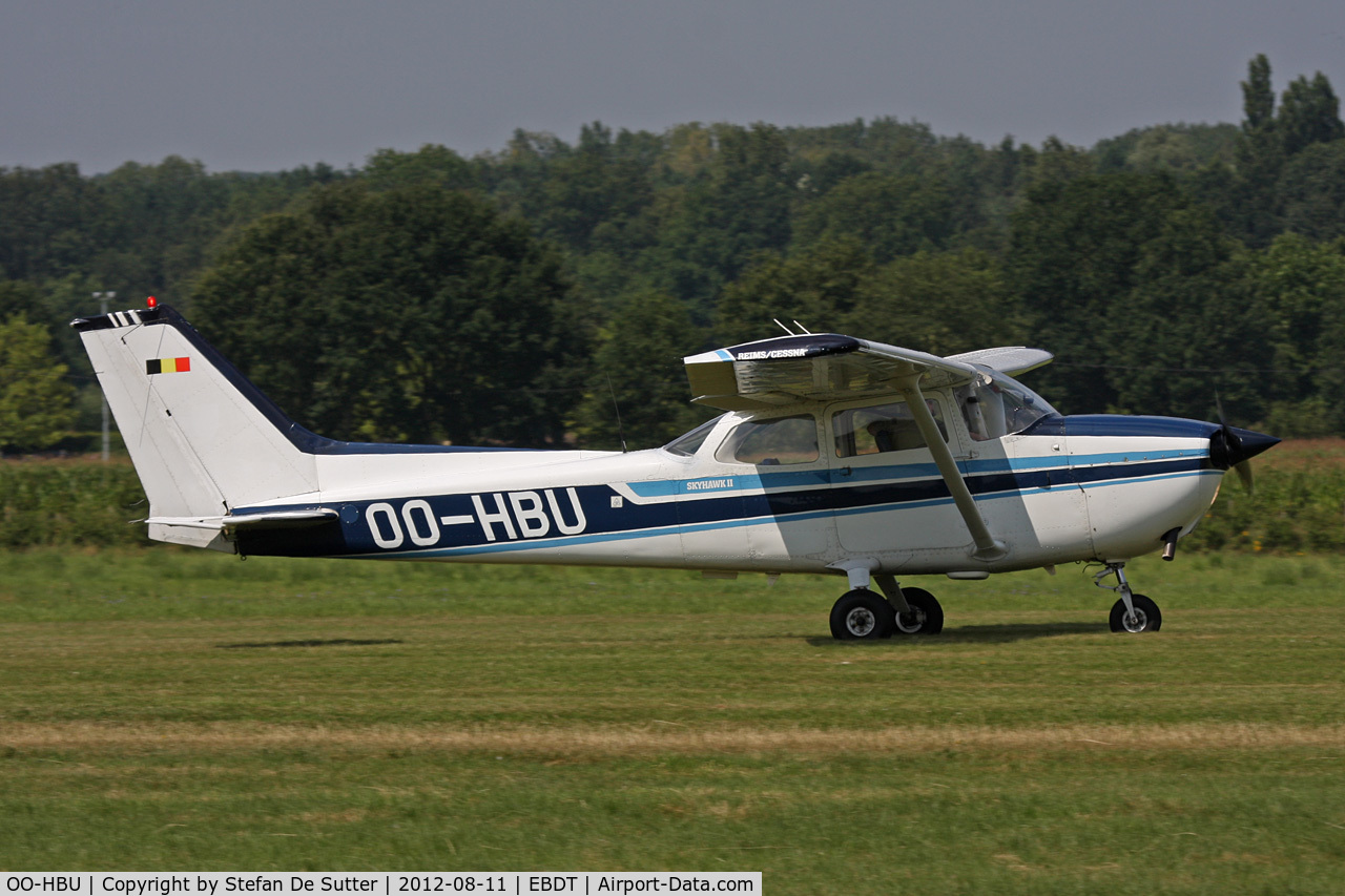 OO-HBU, Cessna CF172N Skyhawk C/N 17201916, Schaffen Fly In 2012.