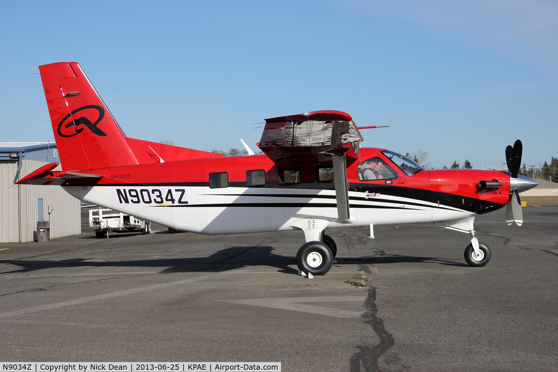 N9034Z, 2013 Quest Kodiak 100 C/N 100-0089, KPAE/PAE fresh from paint at Sunquest 100-0090 was dropped off and 100-0089 went back to Sandpoint ID.