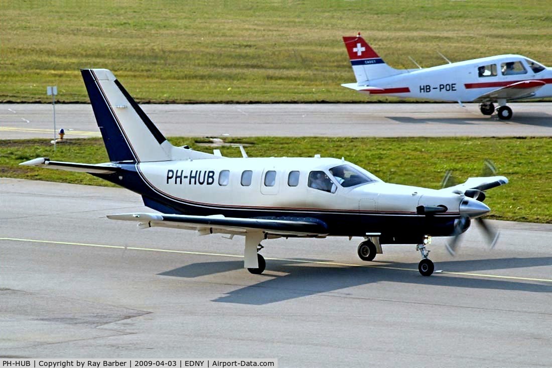 PH-HUB, 1997 Socata TBM-700 C/N 127, Socata TBM700A [127] Friedrichshafen~D 03/04/2009