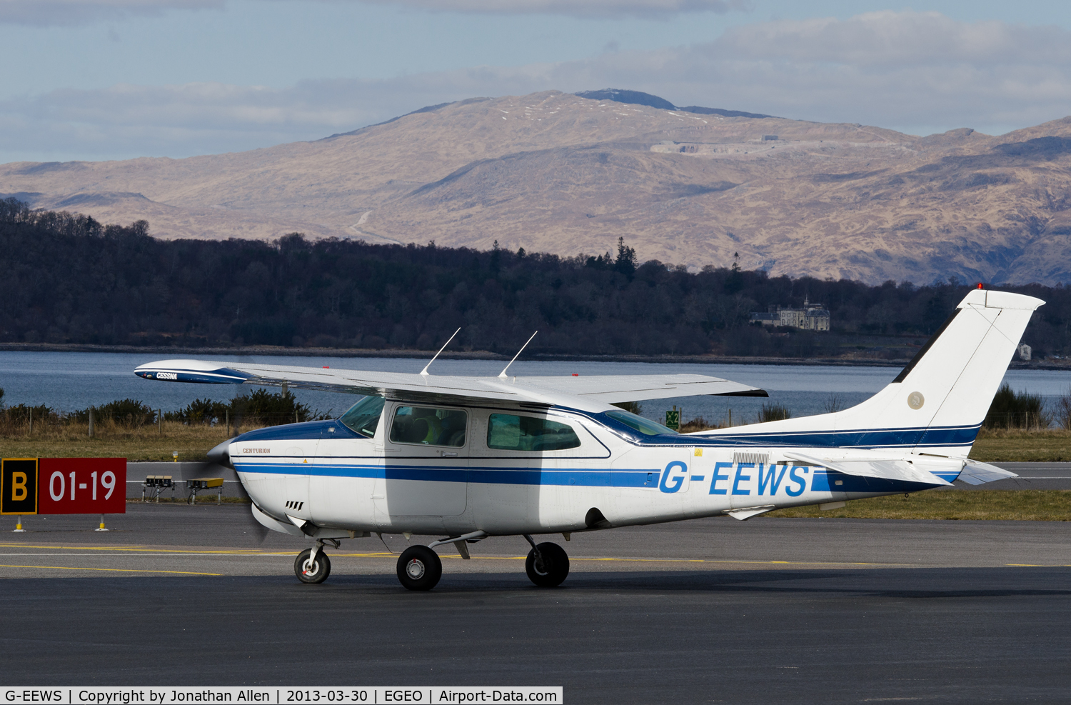 G-EEWS, 1981 Cessna T210N Turbo Centurion C/N 210-64341, About to depart from Oban airport.