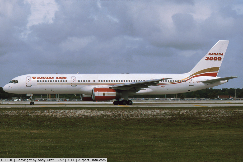 C-FXOF, 1990 Boeing 757-28A C/N 24544, Canada 3000 757-200