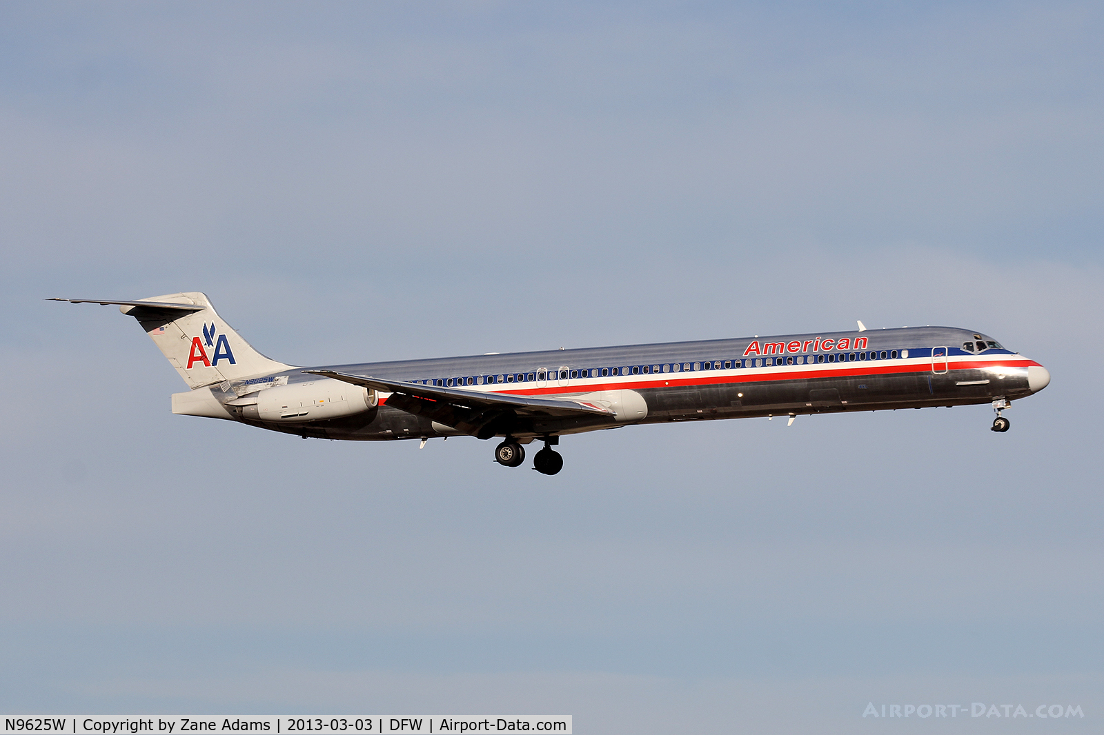 N9625W, 1998 McDonnell Douglas MD-83 (DC-9-83) C/N 53595, American Airlines at DFW Airport