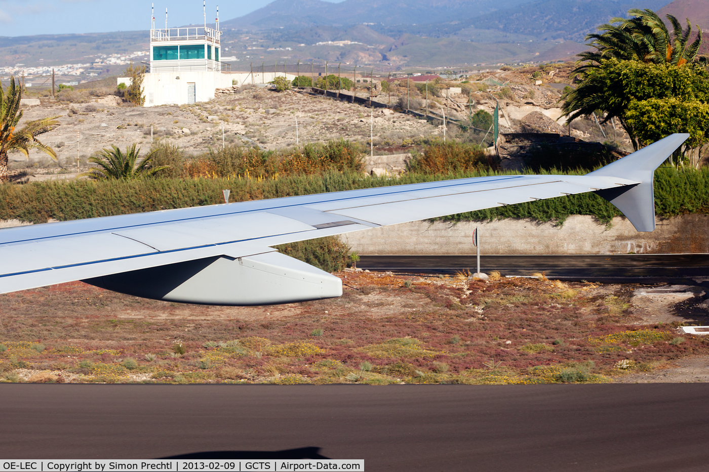 OE-LEC, 2010 Airbus A320-214 C/N 4316, OE-LEC @ Tenerife Sur Airport