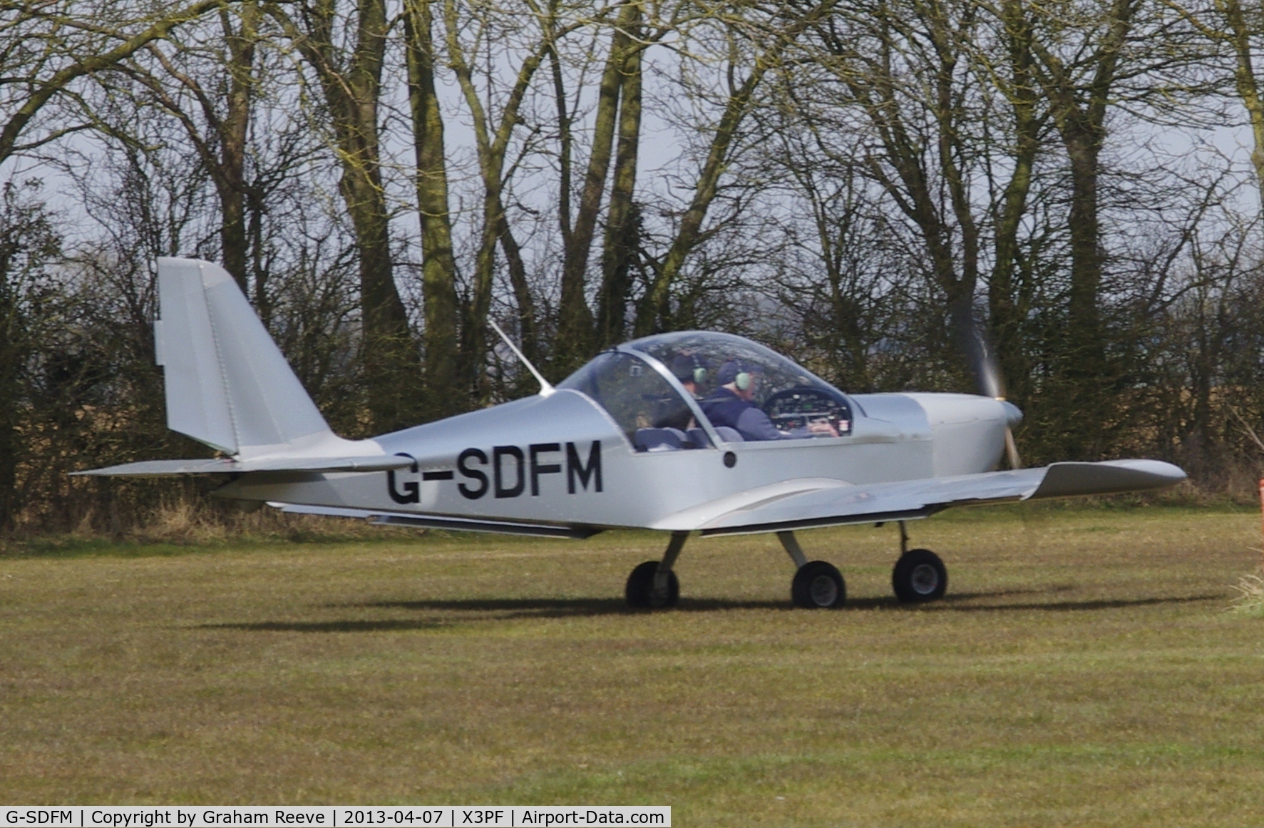 G-SDFM, 2002 Aerotechnik EV-97 Eurostar C/N PFA 315-13884, About to depart from Priory Farm.