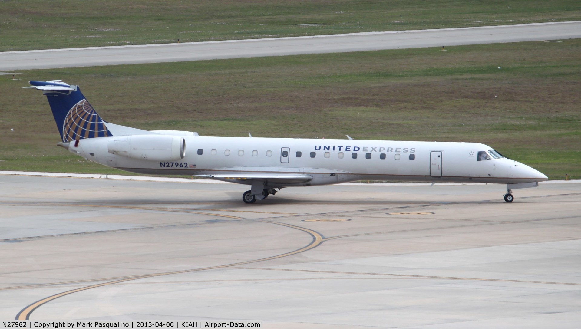 N27962, 1999 Embraer ERJ-145LR (EMB-145LR) C/N 145110, EMB-145