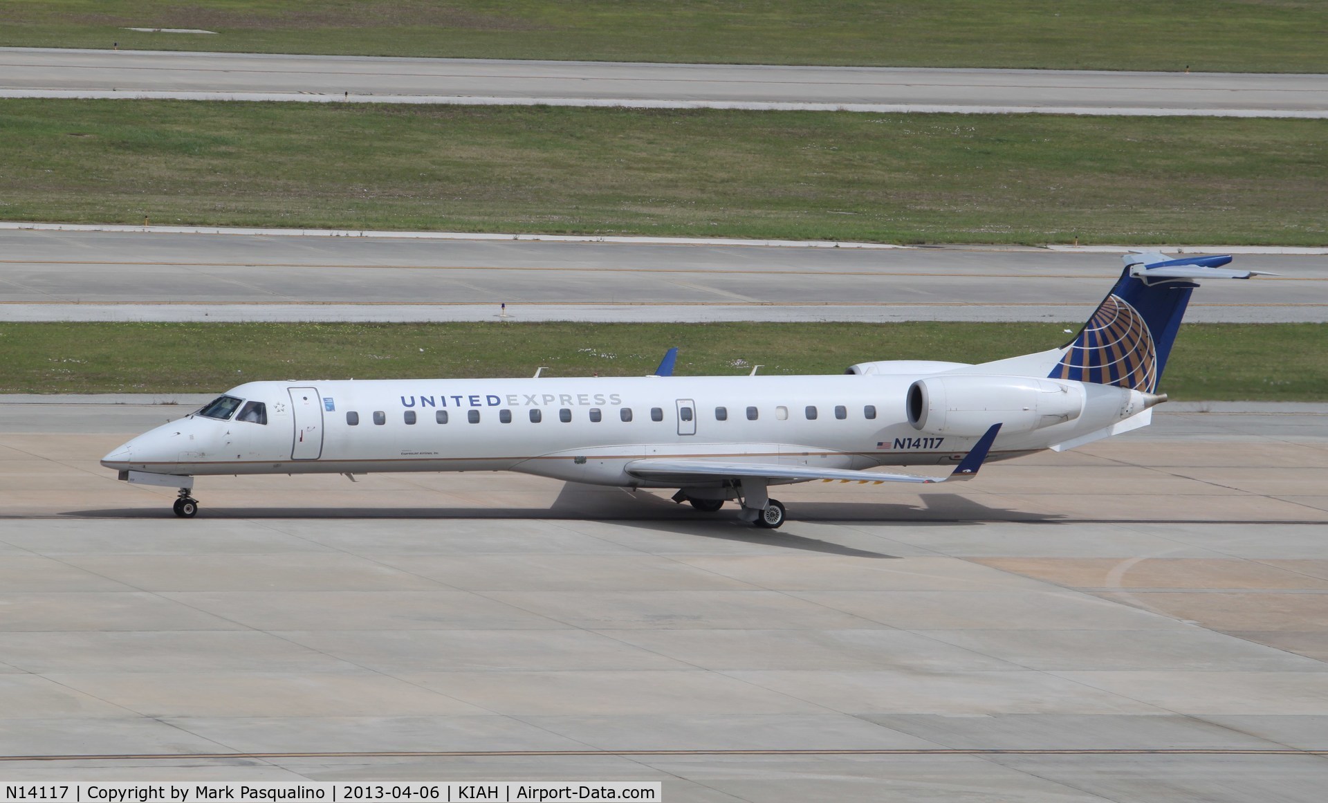 N14117, 2002 Embraer ERJ-145XR (EMB-145XR) C/N 145674, EMB-145XR