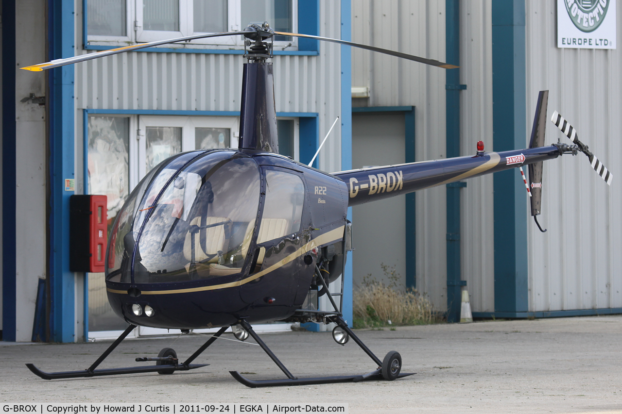 G-BROX, 1989 Robinson R22 Beta C/N 1127, Privately owned.