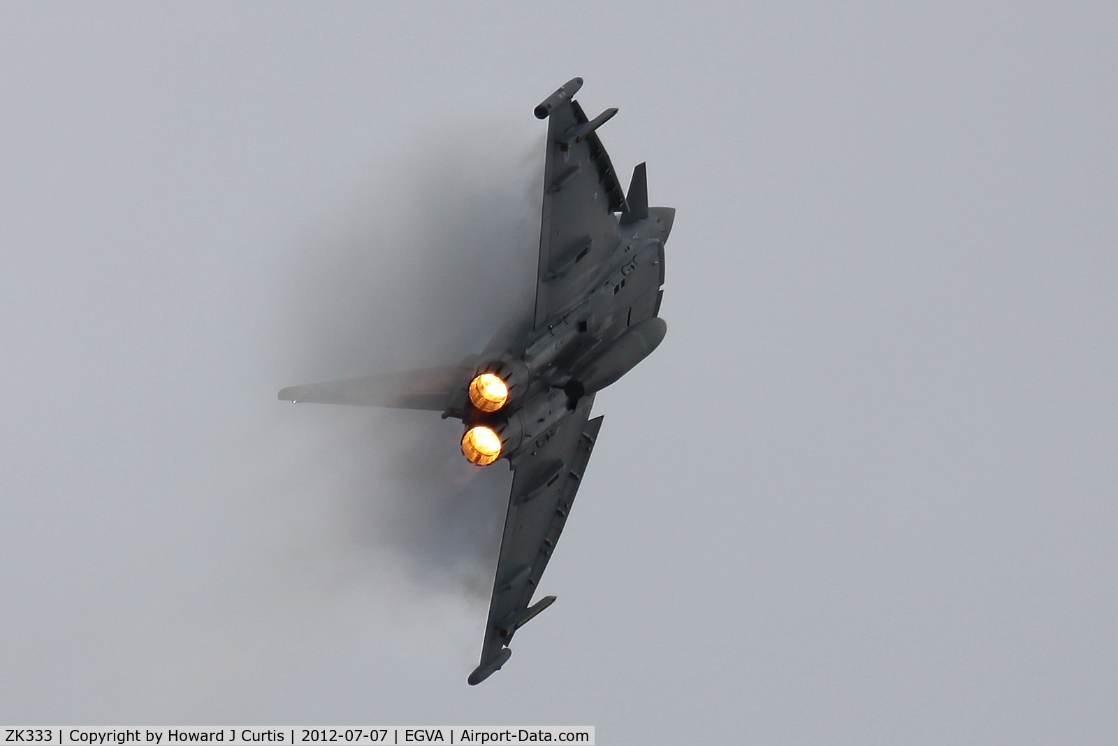 ZK333, 2012 Eurofighter EF-2000 Typhoon FGR4 C/N BS094, Creating its own cloud. RIAT 2012.