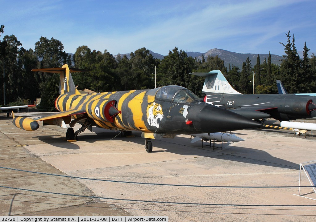 32720, 1963 Lockheed F-104G Starfighter C/N 683D-6072, HAF Museum
335 Mira Tigris