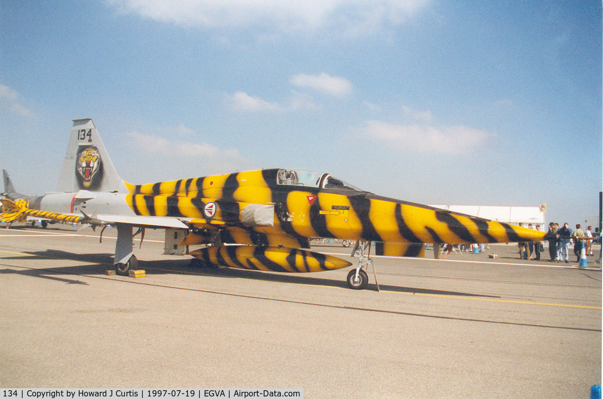 134, 1969 Northrop F-5A Freedom Fighter C/N N.7078, Lovely tiger stripes!
