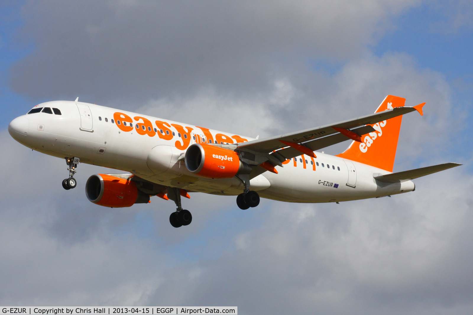 G-EZUR, 2012 Airbus A320-214 C/N 5064, easyJet