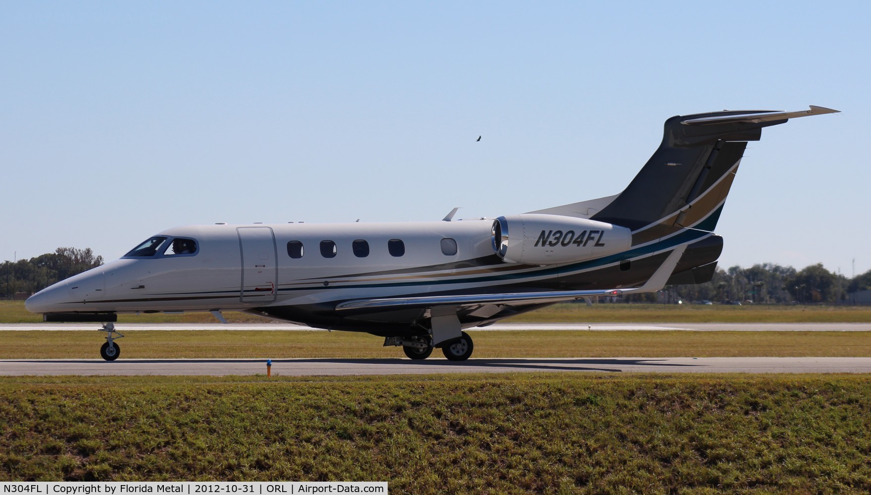 N304FL, 2010 Embraer EMB-505 Phenom 300 C/N 50500028, Phenom 300