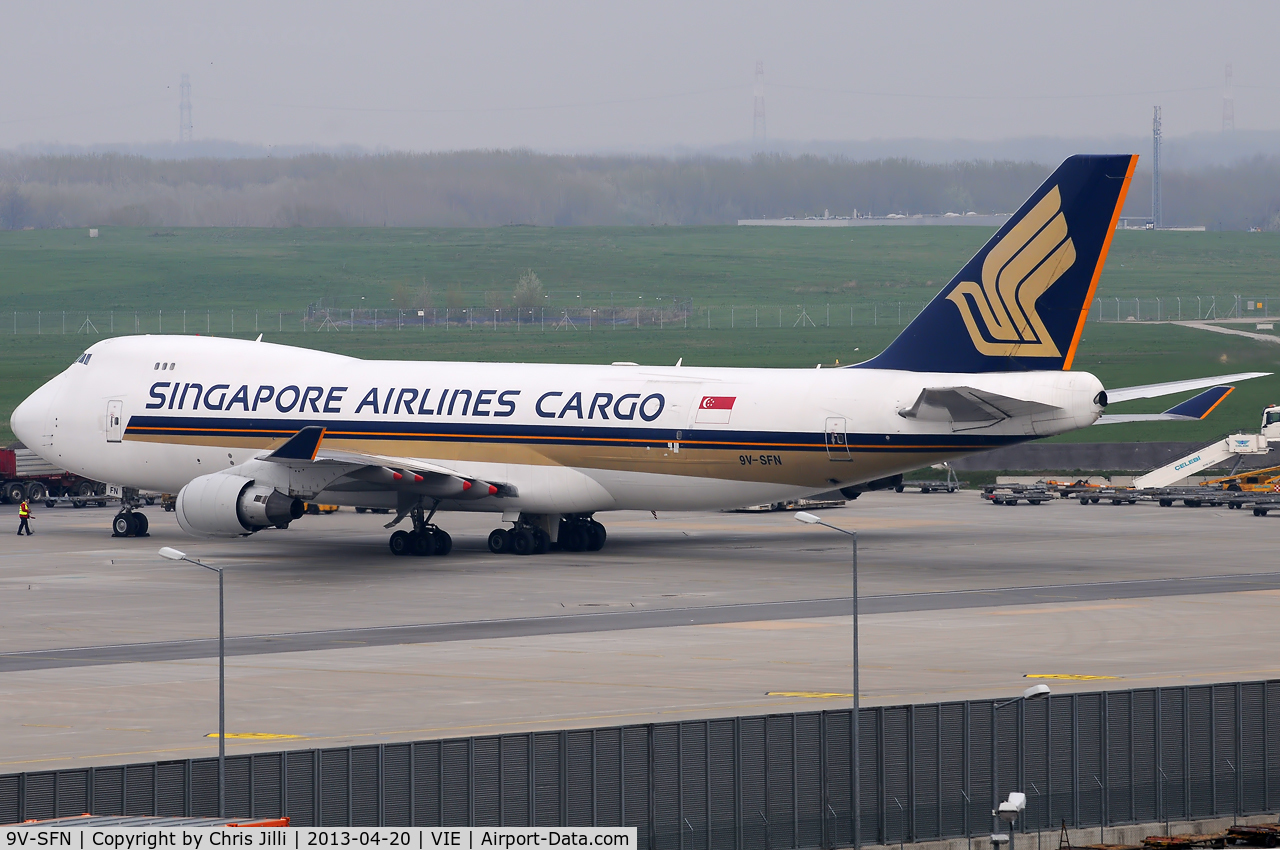 9V-SFN, 2004 Boeing 747-412F/SCD C/N 32899, Singapore Airlines Cargo