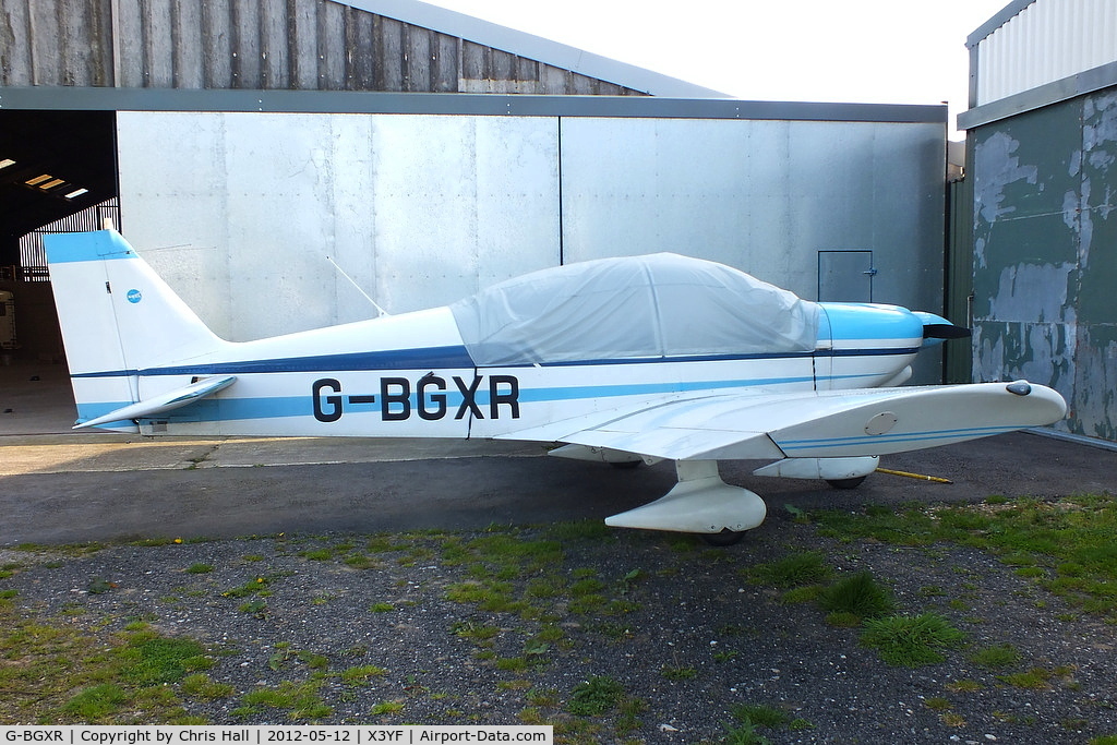 G-BGXR, 1974 Robin HR-200-100 Club C/N 53, at Yeatsall Farm, Abbots Bromley