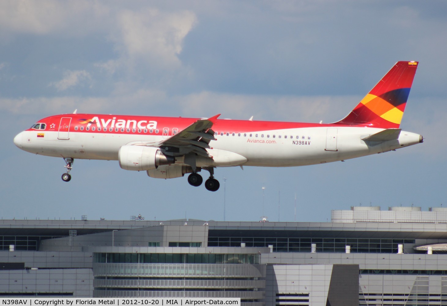 N398AV, 2009 Airbus A320-214 C/N 3988, Avianca A320