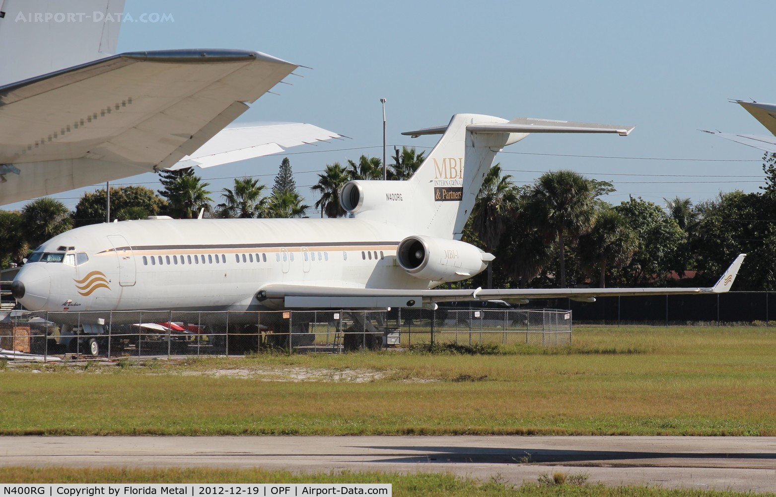 N400RG, 1967 Boeing 727-22 C/N 19149, Private 727-100 awaiting its fate at Opa Locka
