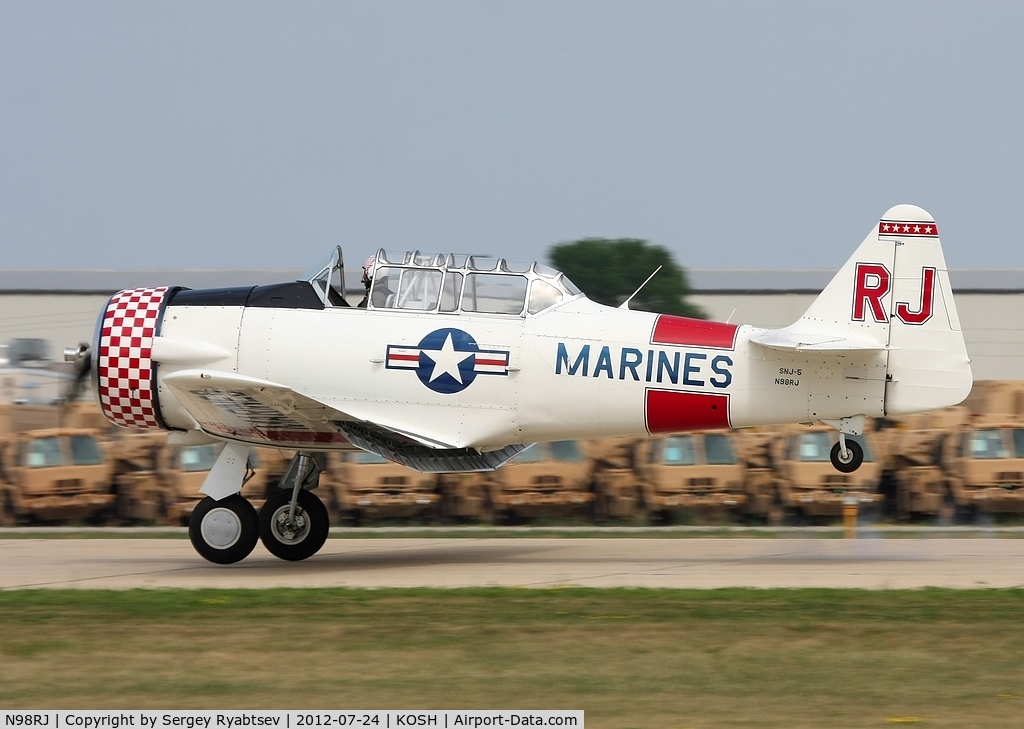 N98RJ, 1944 North American SNJ-5C Texan Texan C/N 88-17960, AirVenture 2012