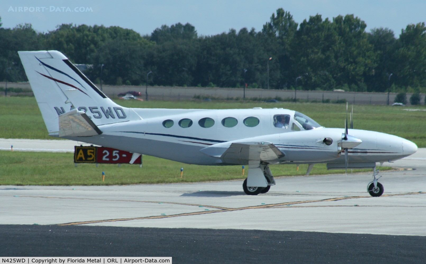 N425WD, Cessna 425 C/N 425-0130, Cessna 425