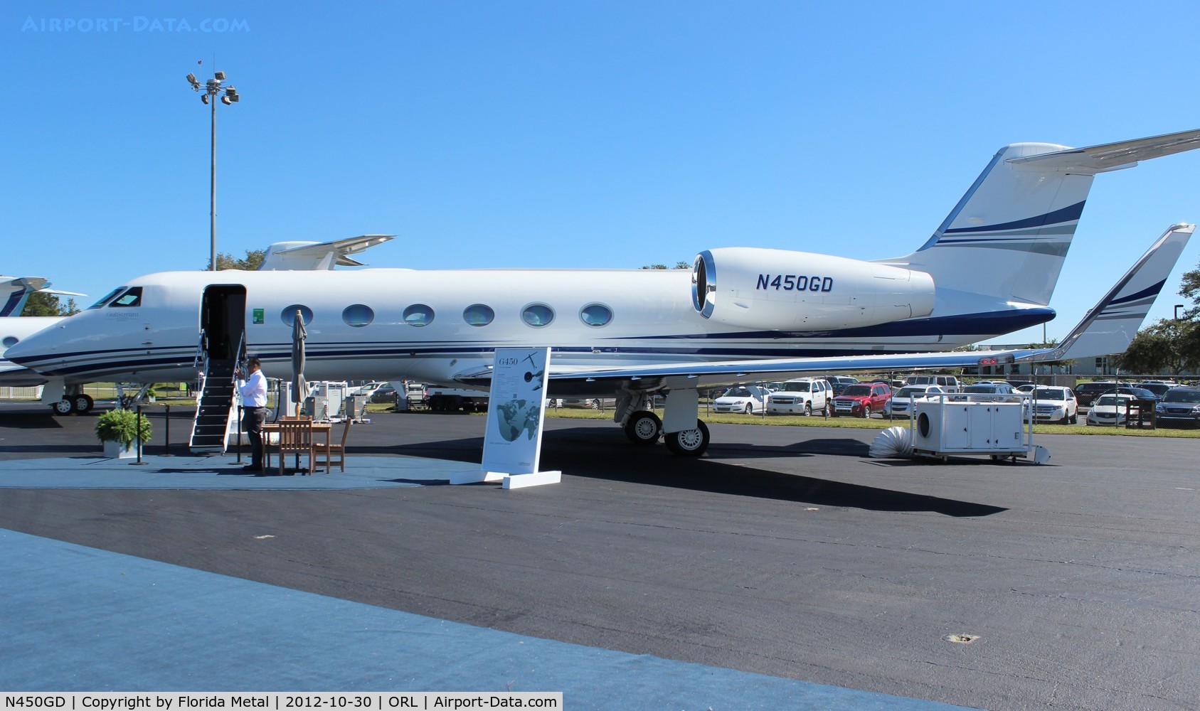 N450GD, Gulfstream Aerospace GIV-X (G450) C/N 4163, Gulfstream 450 at NBAA